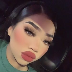 Meet your Posher, Rosy